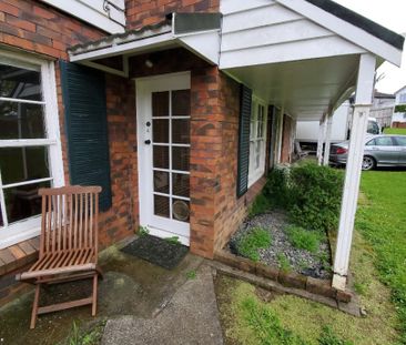 Meadowbank -1 brm unit - Photo 2