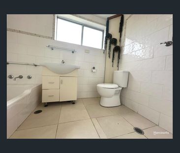 Ground Floor Unit - Photo 6