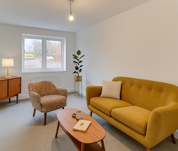 3 bedroom semi-detached house to rent - Photo 1