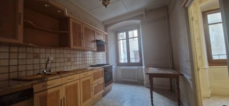 Location Appartement 4 pièces 79m² ST CHELY D APCHER 48200 - Photo 5