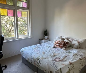 North Sydney - Photo 1