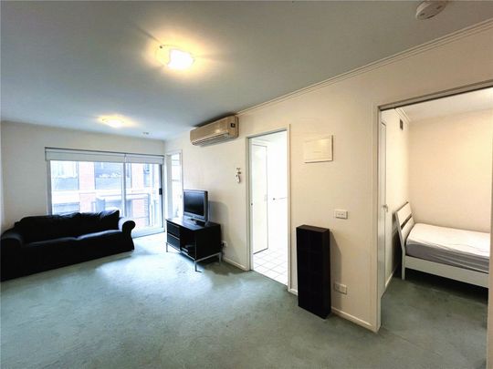 716/118 Franklin Street - Photo 1