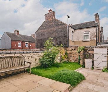 1 bedroom semi-detached house to rent - Photo 3