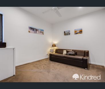 Two-Level Woody Point Apartment With Ocean Views - Walk to Water & ... - Photo 5