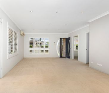 1/55 Martin Street, Warners Bay NSW 2282 - Apartment For Rent | Domain - Photo 2