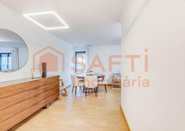 Apartamento T4 em Lisboa