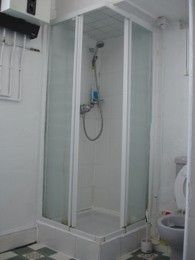 9 Beds - Student House - Bradford - Photo 5