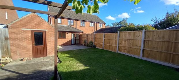 Leas Road, Sleaford, Great Hale - Photo 1