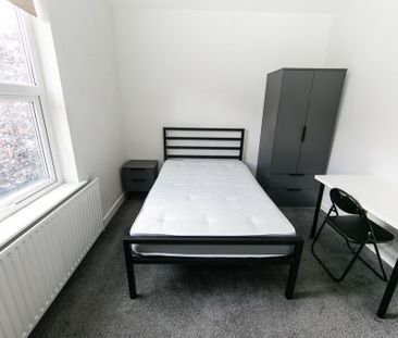 Welton Place, Hyde Park, Leeds - Photo 5