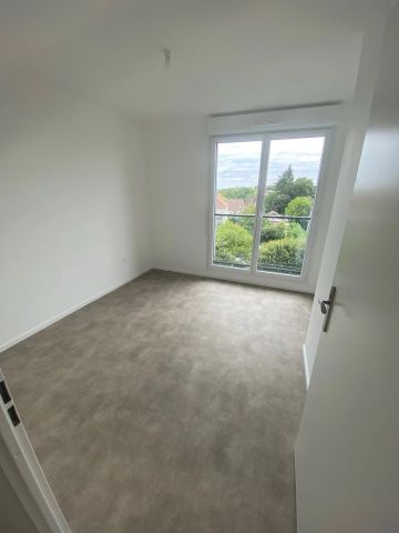 VILLIERS SUR MARNE - 3 PIECES NEUF - BALCON + PARKING - Photo 3