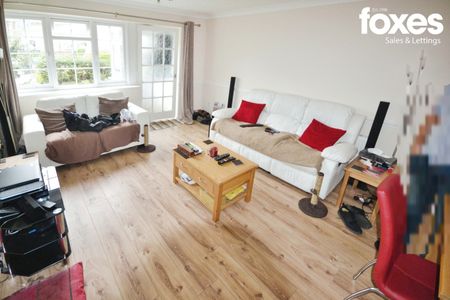 2 bed terraced house to rent in Heather Close, Bournemouth, Dorset, BH8 - Photo 3