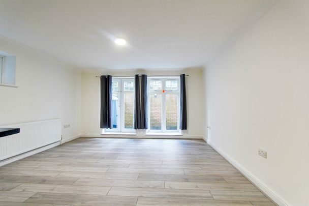 Avondale Road, South Croydon, CR2 - Photo 1