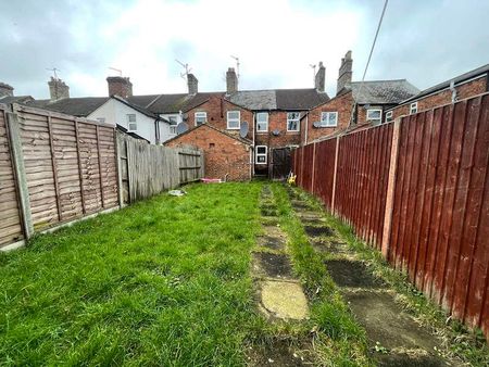 Crown Street, Peterborough, Cambridgeshire, PE1 - Photo 3