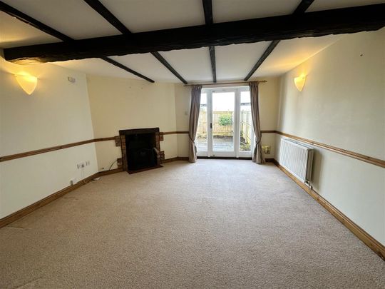 Paddock End, Kington St Michael, Chippenham, SN14 - Photo 1