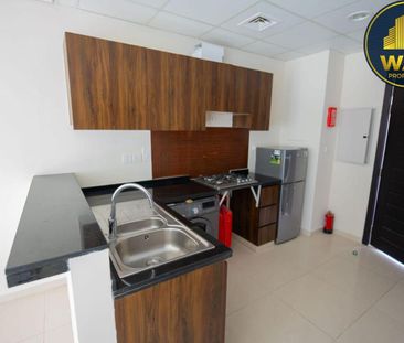 3 Beds | Single Row | Pool View | - Photo 5