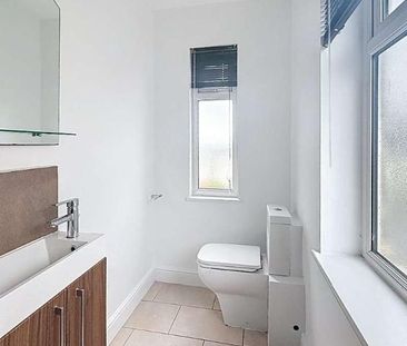 First Floor Flat, Old Butt Lane, Talke, Stoke-on-trent, ST7 - Photo 5