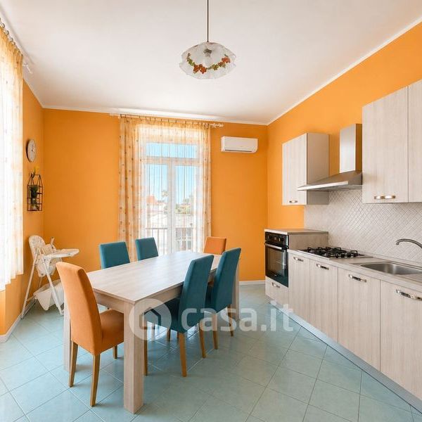 Trilocale in Affitto in Via Salvator Rosa 267 a Napoli - Foto 1