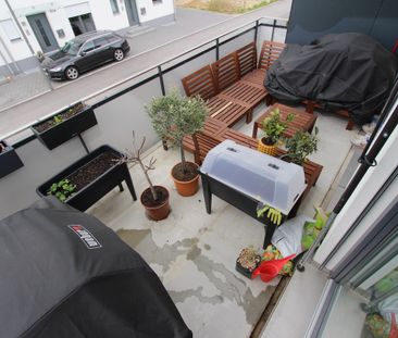 Schöne 3 Zimmer Wohnung mit großem Balkon - Photo 3