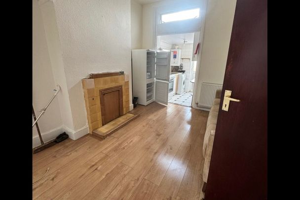 1 Bed Flat, Wightman Road, N8 - Photo 1