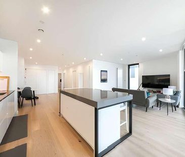 Schooner Road, London, E16 - Photo 1