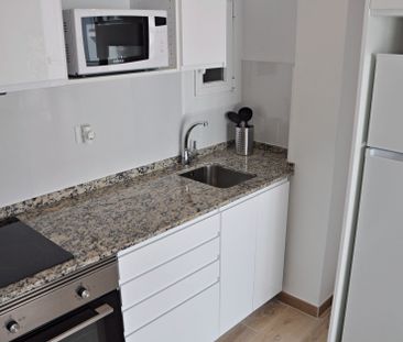 Apartamento de alquiler en Carrer de Sant Pere, Centre - Photo 3