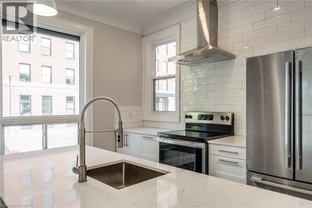 276 SANFORD Avenue N Unit# 1, Hamilton, Ontario, L8L6A1 - Photo 5