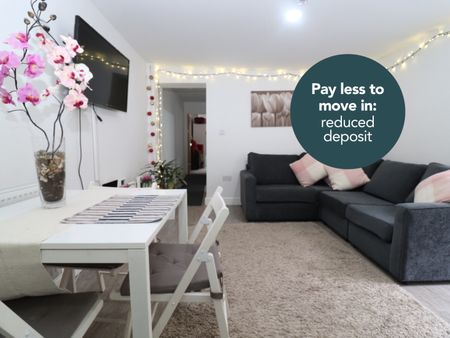 Gold Street, Adamsdown - Photo 2