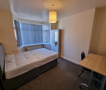 3 Bed Student Accommodation - Photo 6