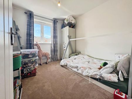 3 bedroom detached house to rent - Photo 5