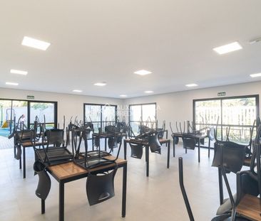 Apartamento com 2 quartos e 45m² para alugar em Lomba do Pinheiro, ... - Photo 4