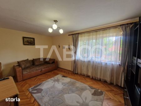 Apartament decomandat 2 camere mobilat si utilat Turnisor - Photo 3
