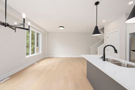 For Lease - 603 Regent Street, Strathroy-Caradoc, Ontario - Photo 5