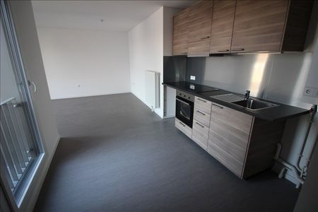 Location Appartement 2 pièces 47m² - Photo 3