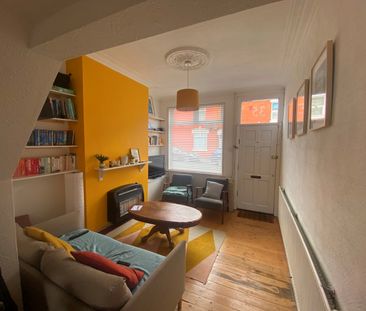 2 Bed Terraced House, Bank Street, B14 - Photo 2