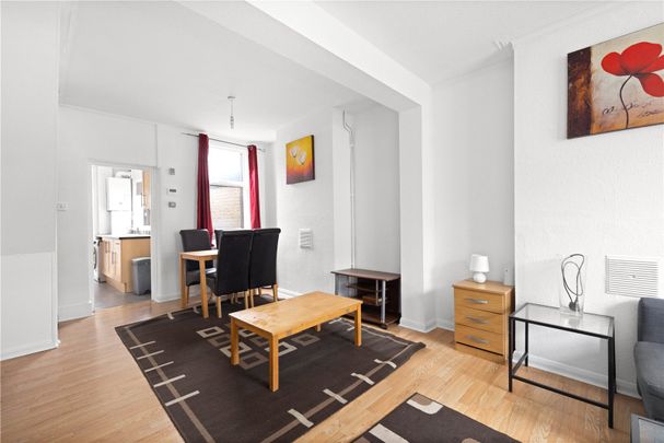 Tennyson Road, E15 - Photo 1