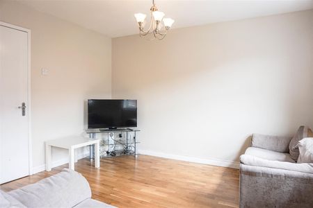 Flat 16, Headingley Rise Welton road, Hyde Park, Leeds, LS6 1EE - Photo 2