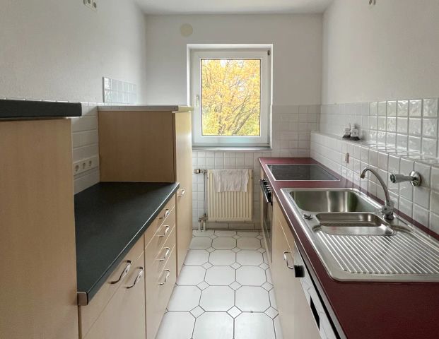 3-Zimmer-Wohnung mit zwei Balkonen und Tiefgaragenstellplatz in Zentrumnähe! - Foto 1