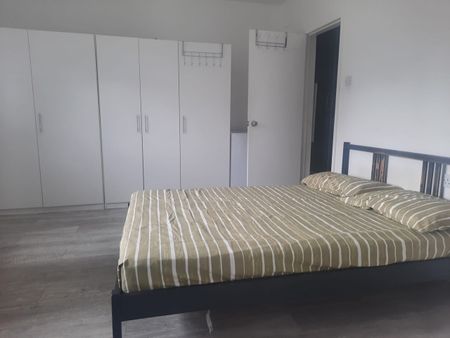 Room in a Shared House, Barclay Road, E13 - Photo 5