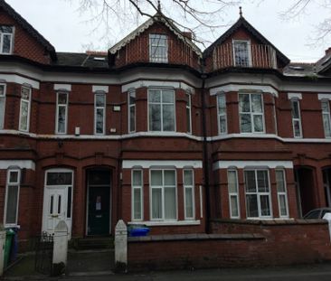 Blair Road Manchester - Photo 4