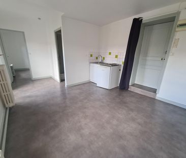 Location Appartement 2 pièces 29m² CLERMONT FERRAND 63000 - Photo 4