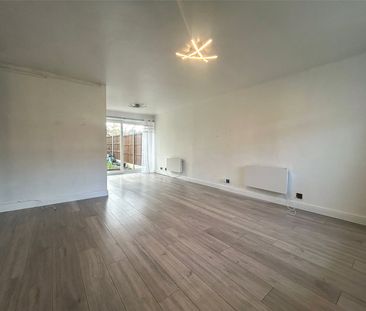 Guildford Park Avenue, Guildford, Surrey, GU2 7NJ - Photo 1