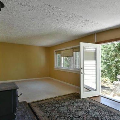 2.5 bedroom home - long term rental on the lower Sunshine Coast, BC - Photo 3