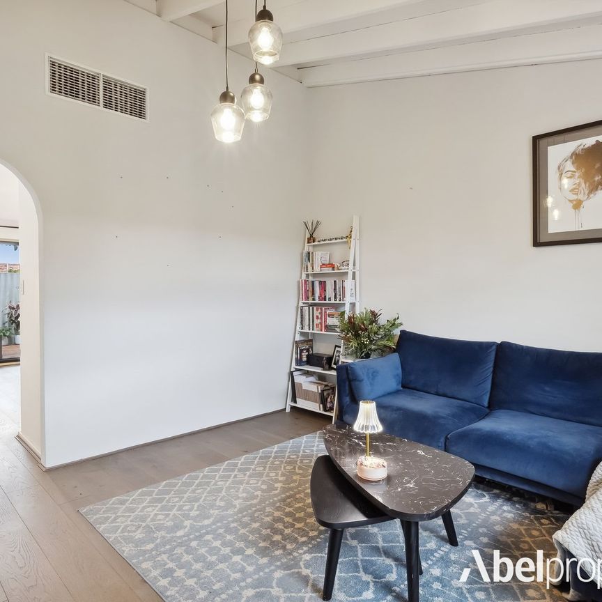 Great Location- Recently Renovated - Photo 1