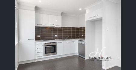 Modern Duplex Living with Style and Convenience - Photo 5