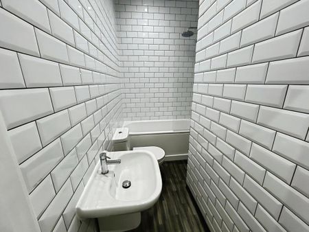 2 bedroom flat to rent - Photo 4