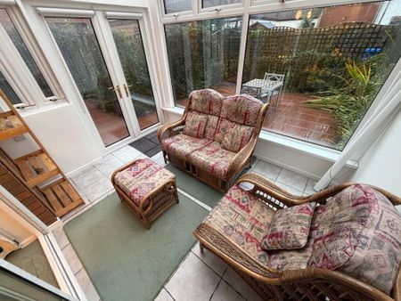 3 Upper Malone Gardens, Belfast, BT9 6LY - Photo 3