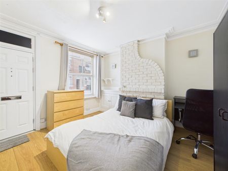 Paget Street, Loughborough - INC BILLS OPTION - Photo 3