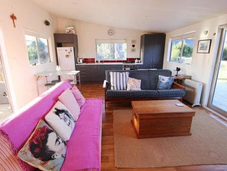 Simple and Sweet - Photo 5