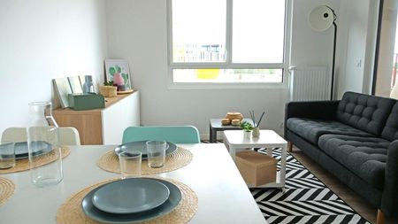 Location Appartement 6 pièces 112m² CESSON SEVIGNE 35510 - Photo 3