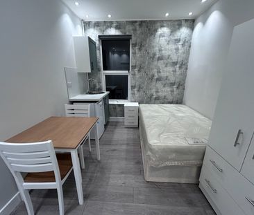 Studio Flat, Amhurst Road, E8 - Photo 5